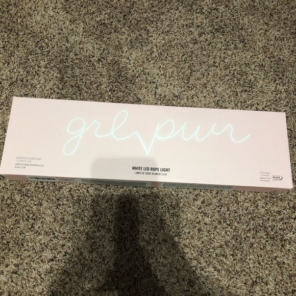 Grl Pwr Light up Sign - Picture 2 of 4
